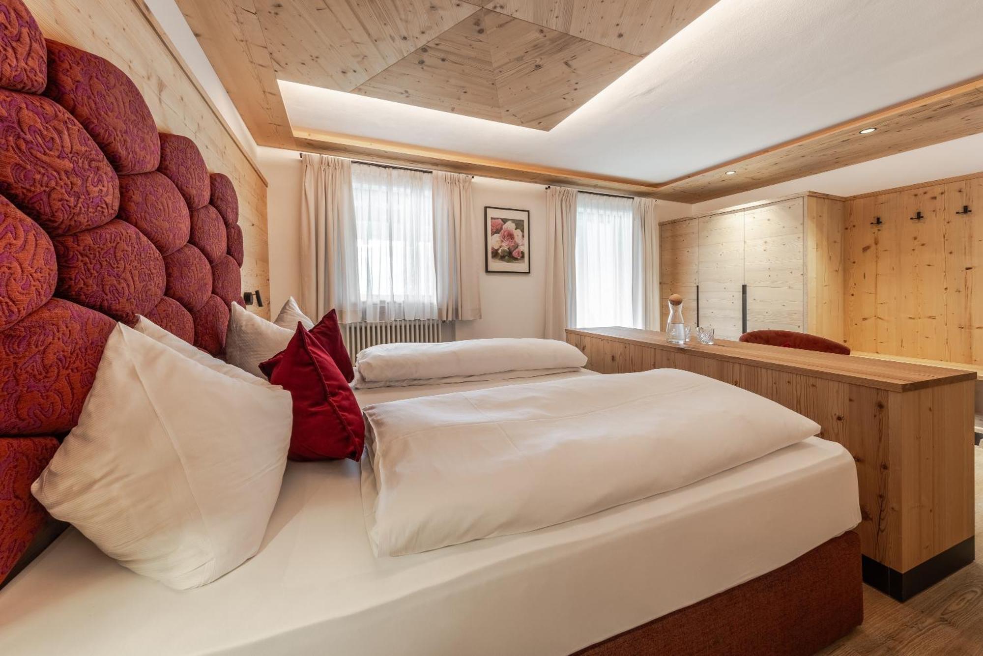 Hotel Ciasa Tama La Villa  Eksteriør bilde